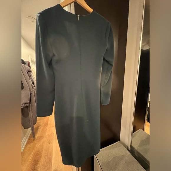 Aritzia Green Tadao Babaton Midi Casual Surplice Long Sleeve Dress size S - Picture 4 of 4